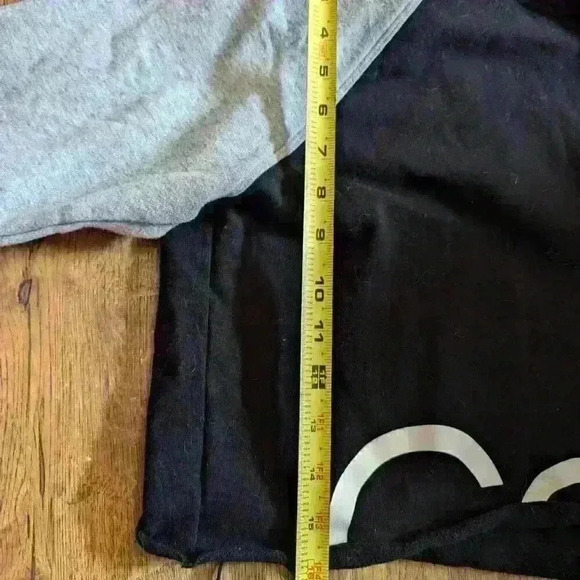 Calvin Klein performance black and grey crop sweatshirt size L - Picture 3 of 4